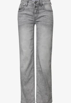 Straight Legs jeans