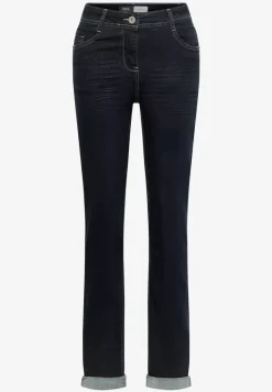 Straight Legs jeans