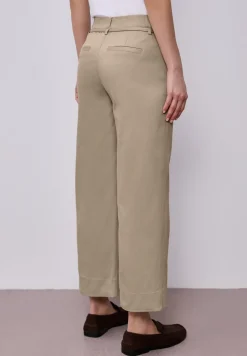 Straight Legs broek met riemdetail