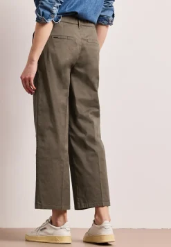 Straight Legs chino's in een casual pasvorm