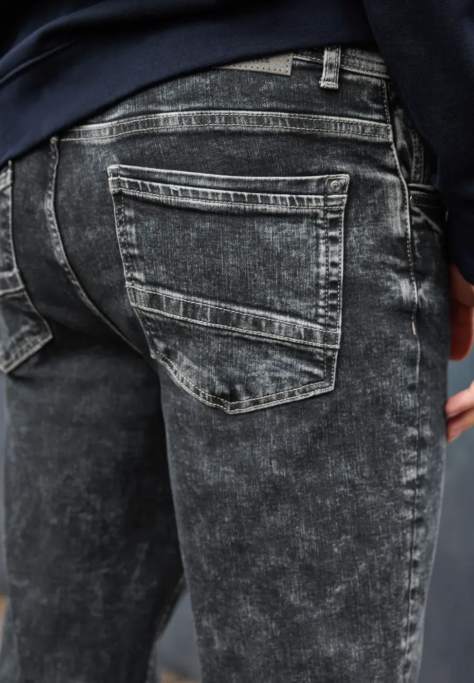 Straight Legs jeans
