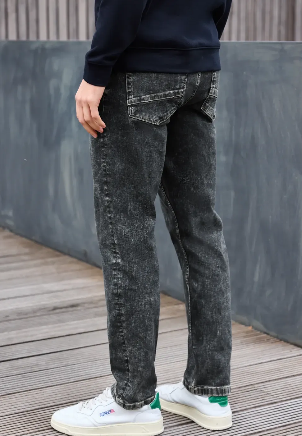 Straight Legs jeans