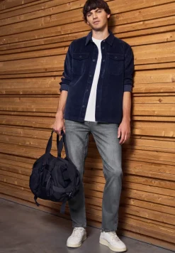 Straight Legs jeans