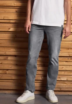 Straight Legs jeans