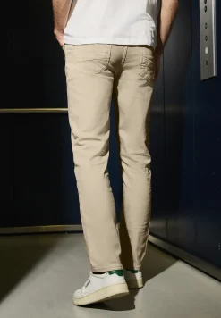 Straight Legs jeans