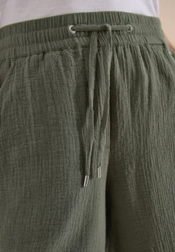 Straight Legs shorts van mousseline