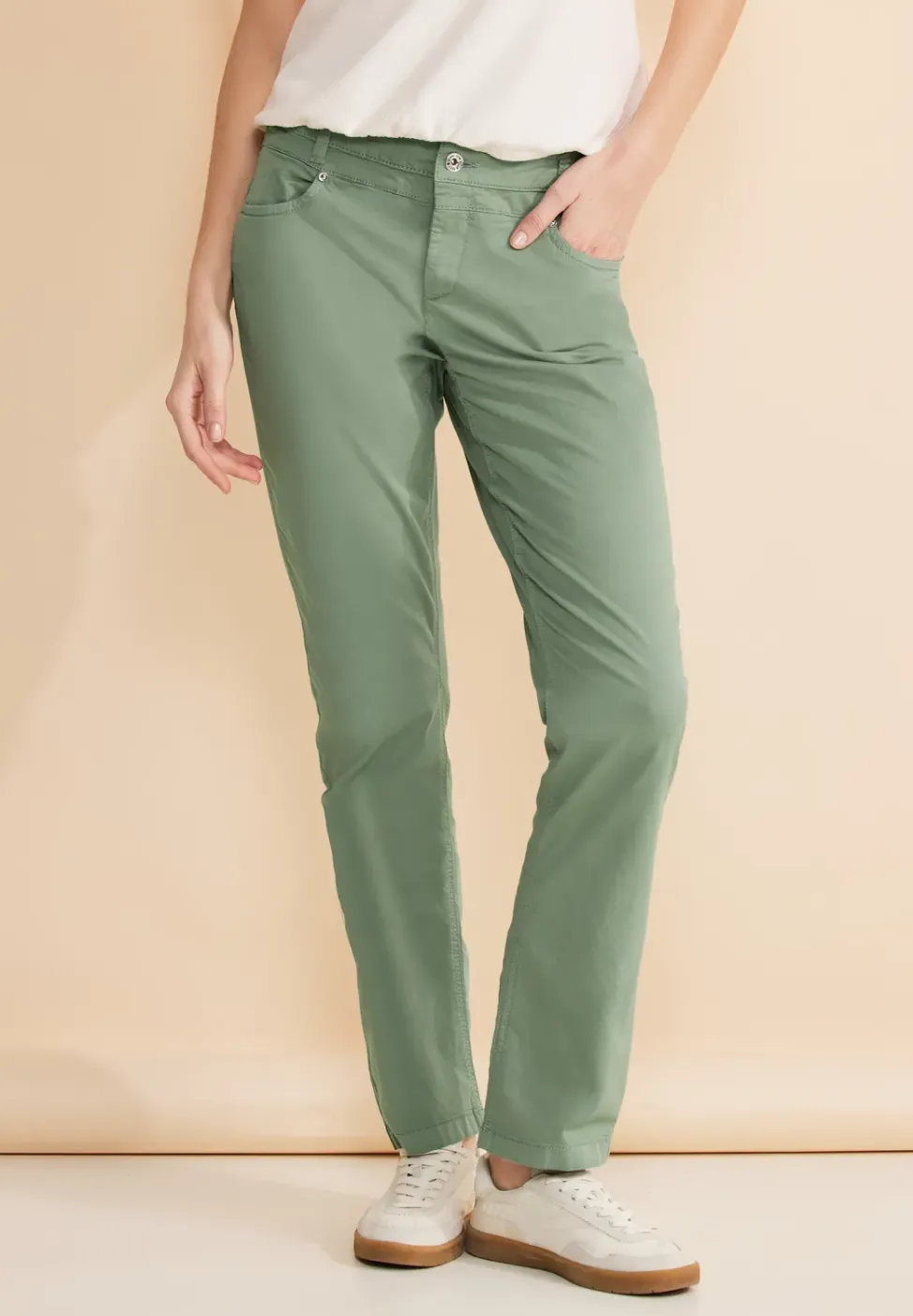 Style Yulius Straight Twill