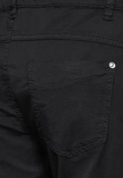 Style Yulius Straight Twill