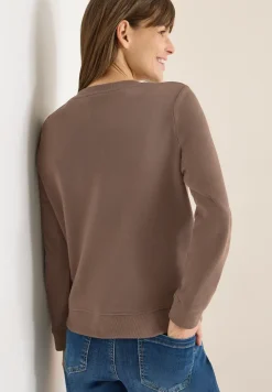 Sweater met borduursel