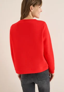 Sweater met borduursel