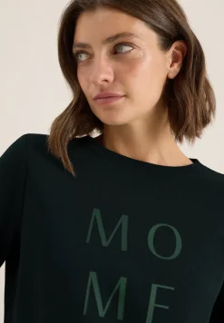 Sweater met borduursel