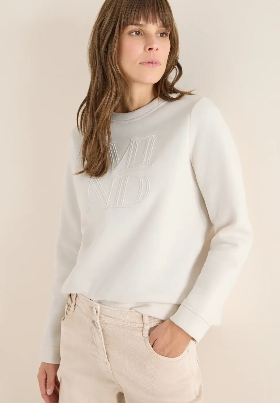 Sweater met borduursel