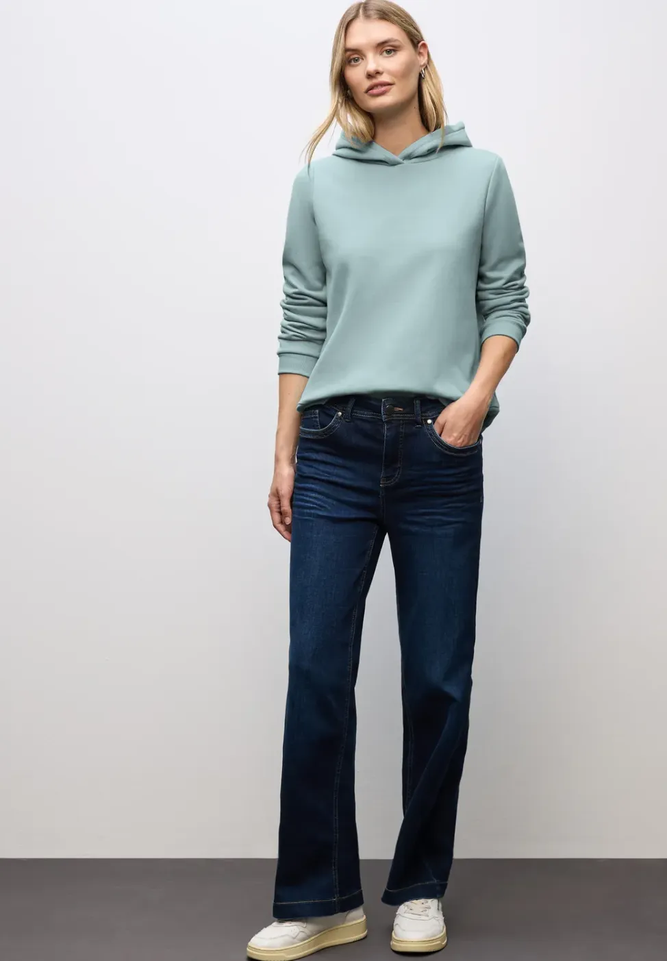 Sweater met capuchon