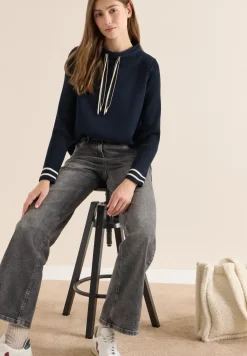 Sweater met gebreide mouwen