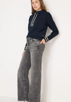 Sweater met gebreide mouwen