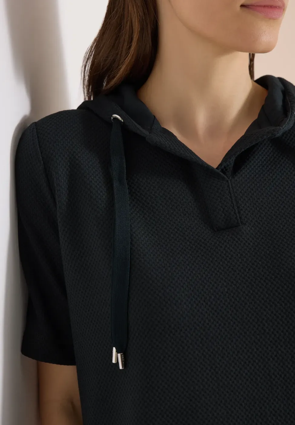 Sweater met korte mouwen en capuchon