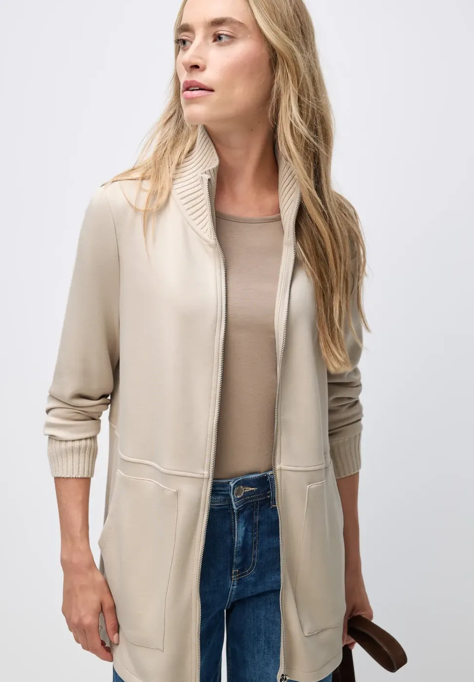 Sweatjack met gebreide details