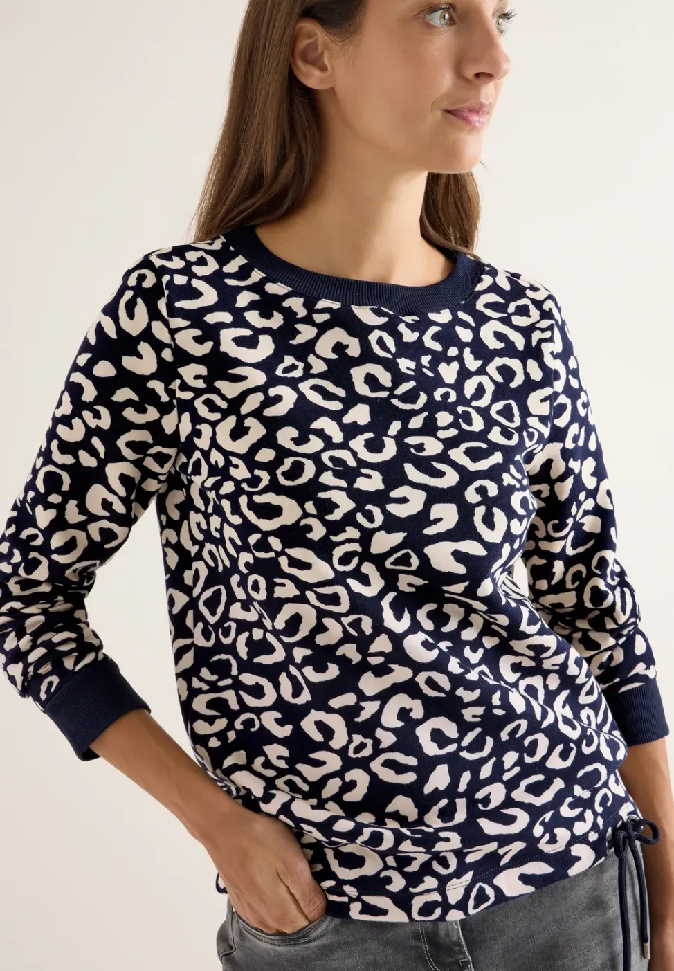 Sweatshirt met leopatroon