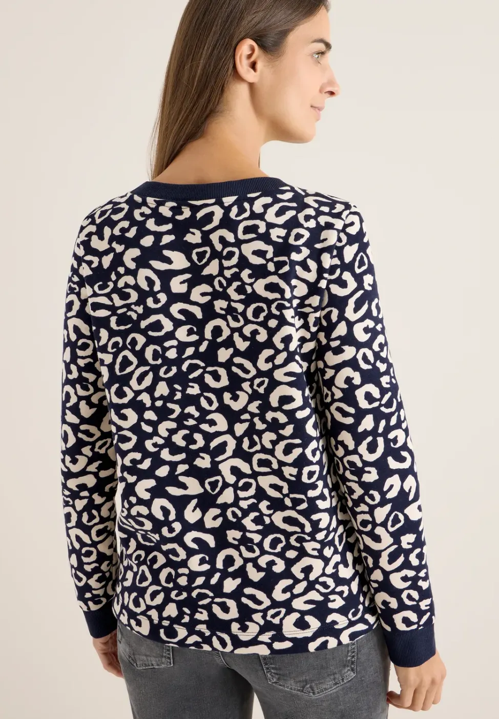 Sweatshirt met leopatroon
