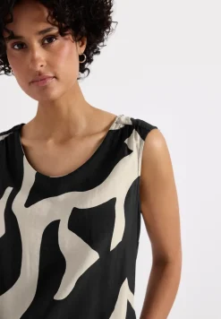 Top in structuurmix met print