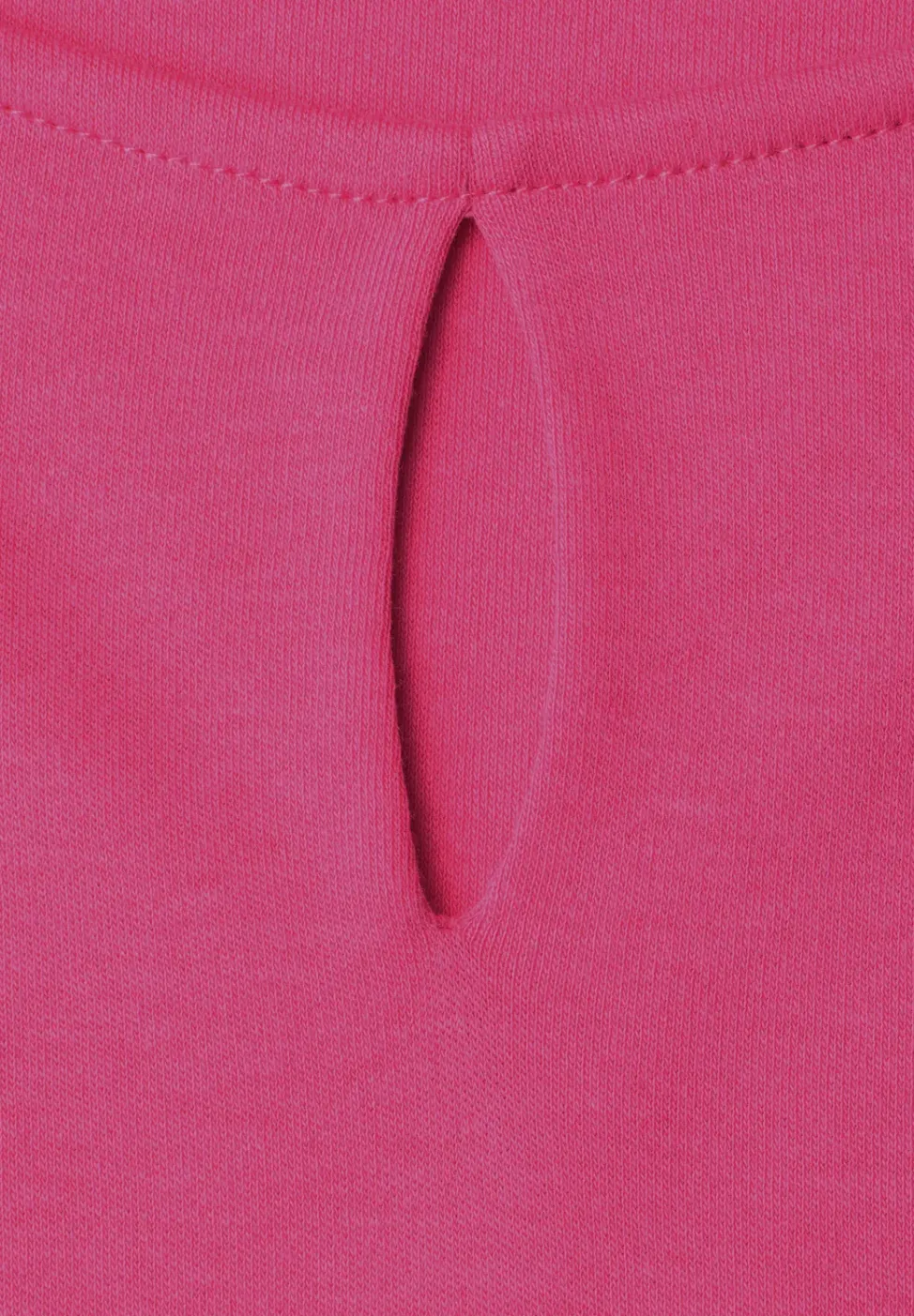 Top met ronde hals en uitgesneden detail