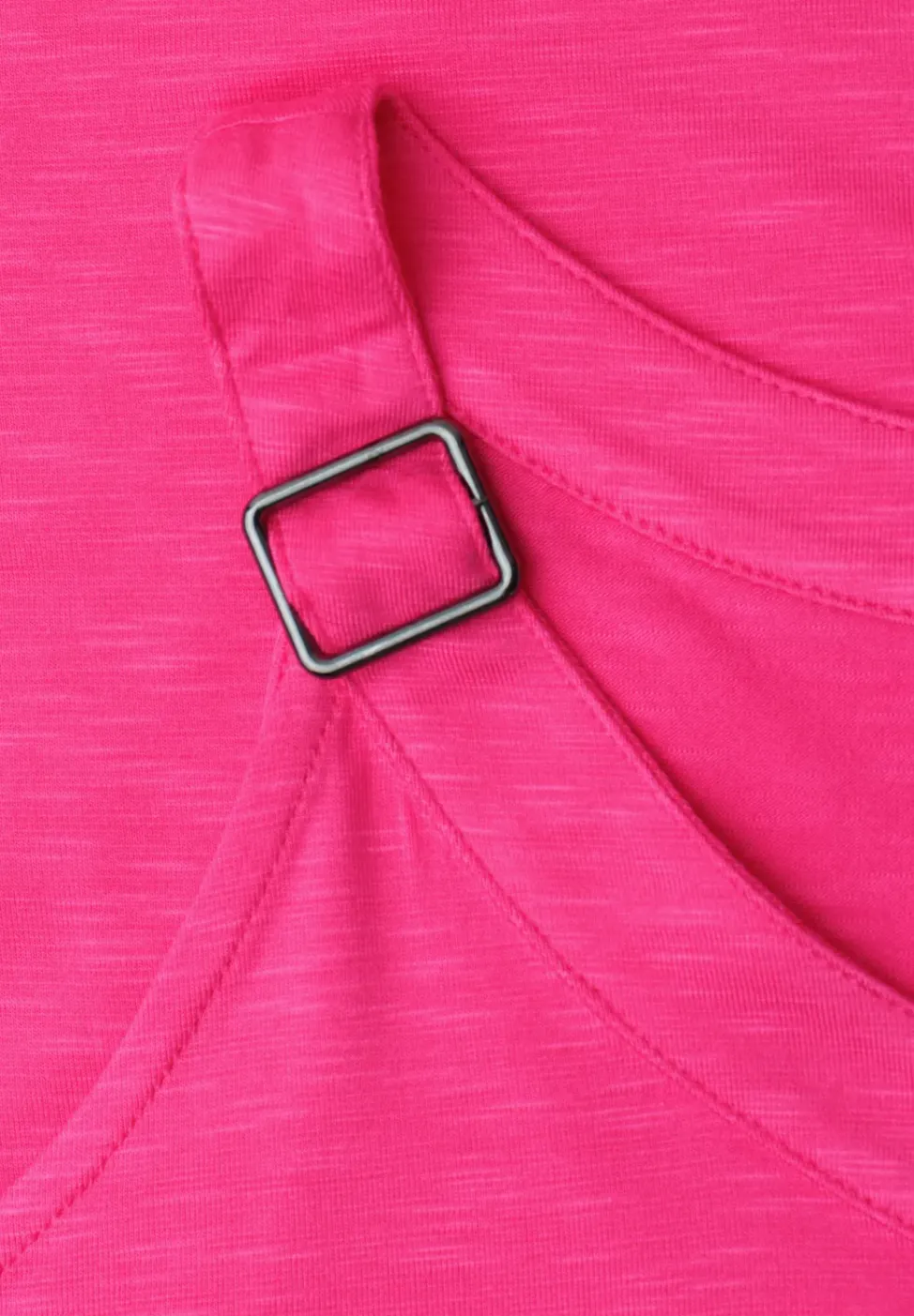 Top met V-hals en decoratief detail