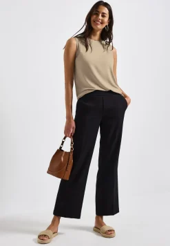 Top met chiffondetails