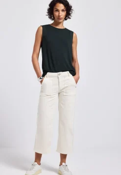 Top met chiffondetails