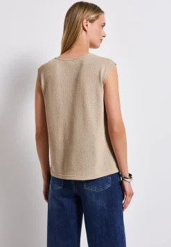 Top met gebreide look