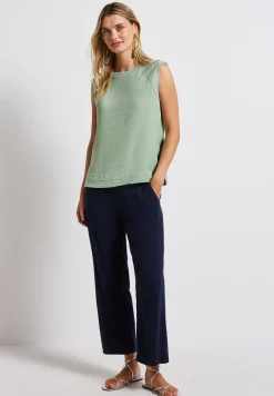Top met mesh details
