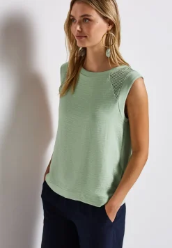 Top met mesh details