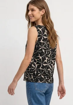 Top met ronde hals en schouderdetails