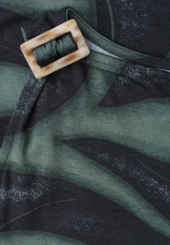 Top met ronde hals en schouderdetails