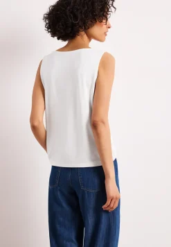 Top met ronde hals en schouderdetails