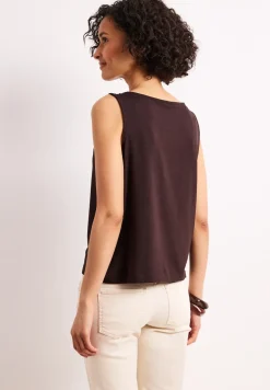 Top met ronde hals en schouderdetails