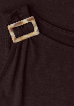 Top met ronde hals en schouderdetails