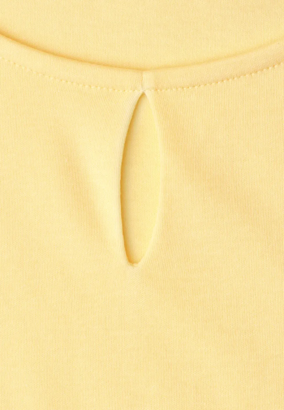 Top met ronde hals en uitgesneden detail
