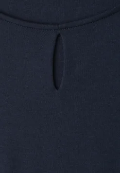 Top met ronde hals en uitgesneden detail