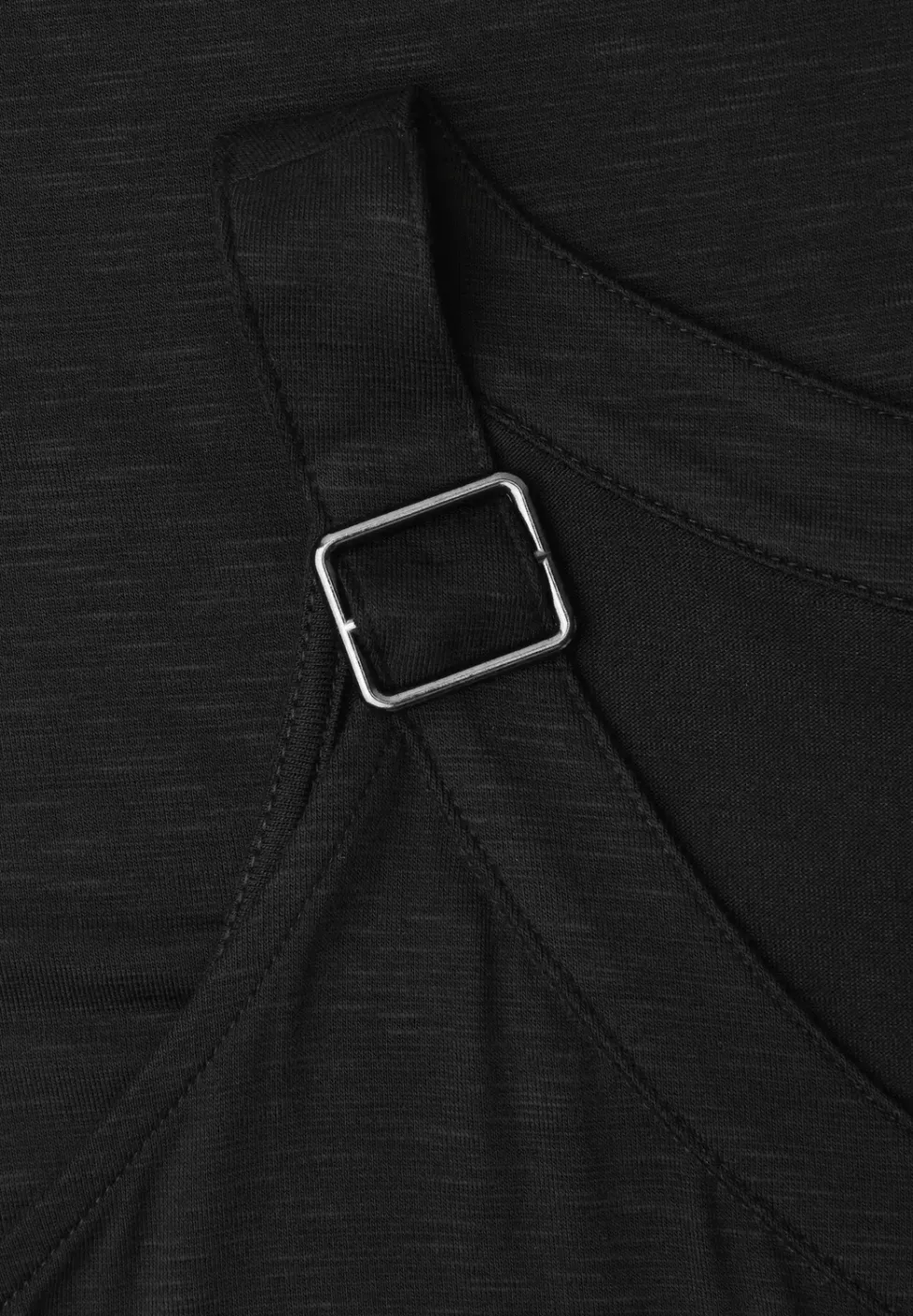 Top met V-hals en decoratief detail