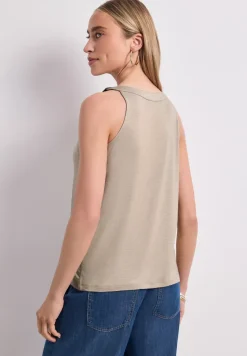 Top met V-hals en decoratief detail