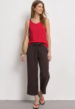 Top met V-hals en decoratief detail