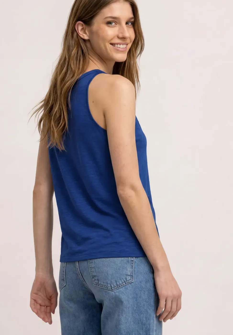 Top met V-hals en decoratief detail