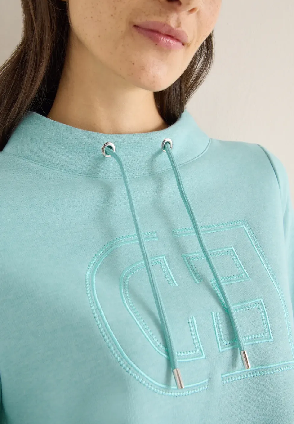 Trechtervormig sweatshirt