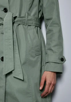 Trenchcoat