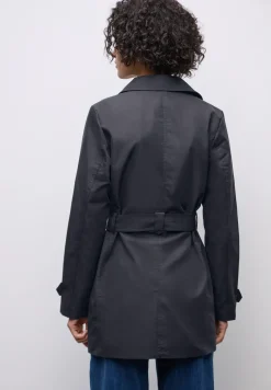 Trenchcoat