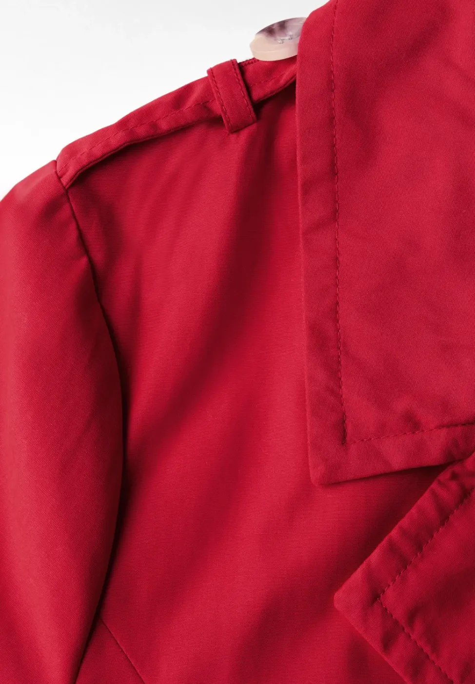Trenchcoat met twee rijen knopen