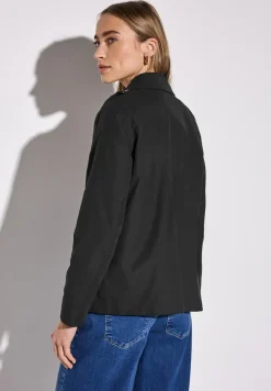 Trenchcoat met twee rijen knopen
