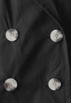Trenchcoat met twee rijen knopen