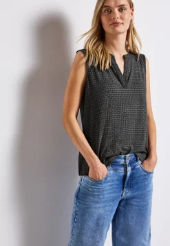 Tricot top met gespleten hals