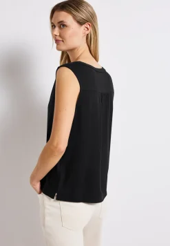 Tricot top met gespleten hals